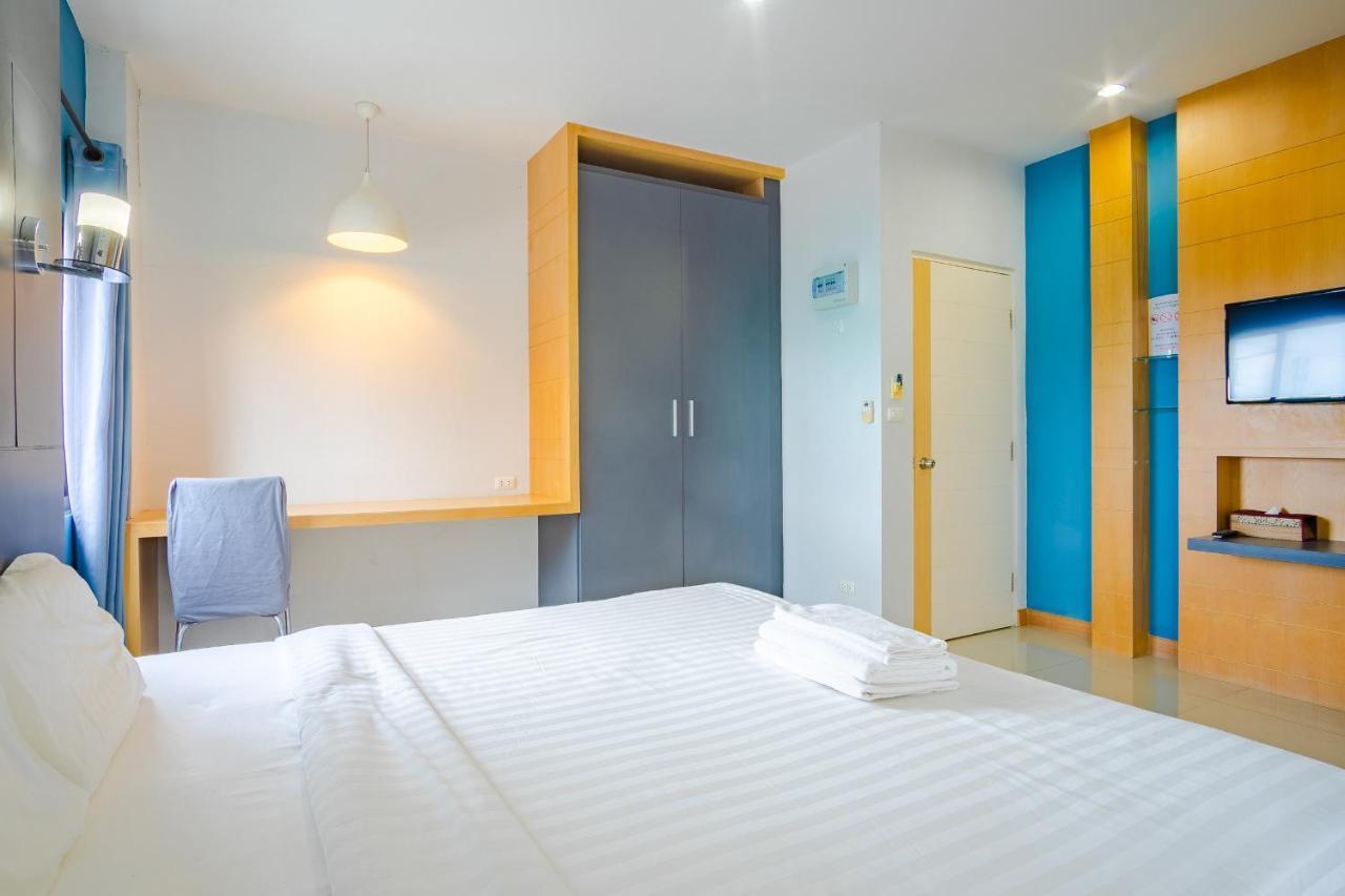 Appartamento Oyo 303 Phoomjai House Chalong Esterno foto