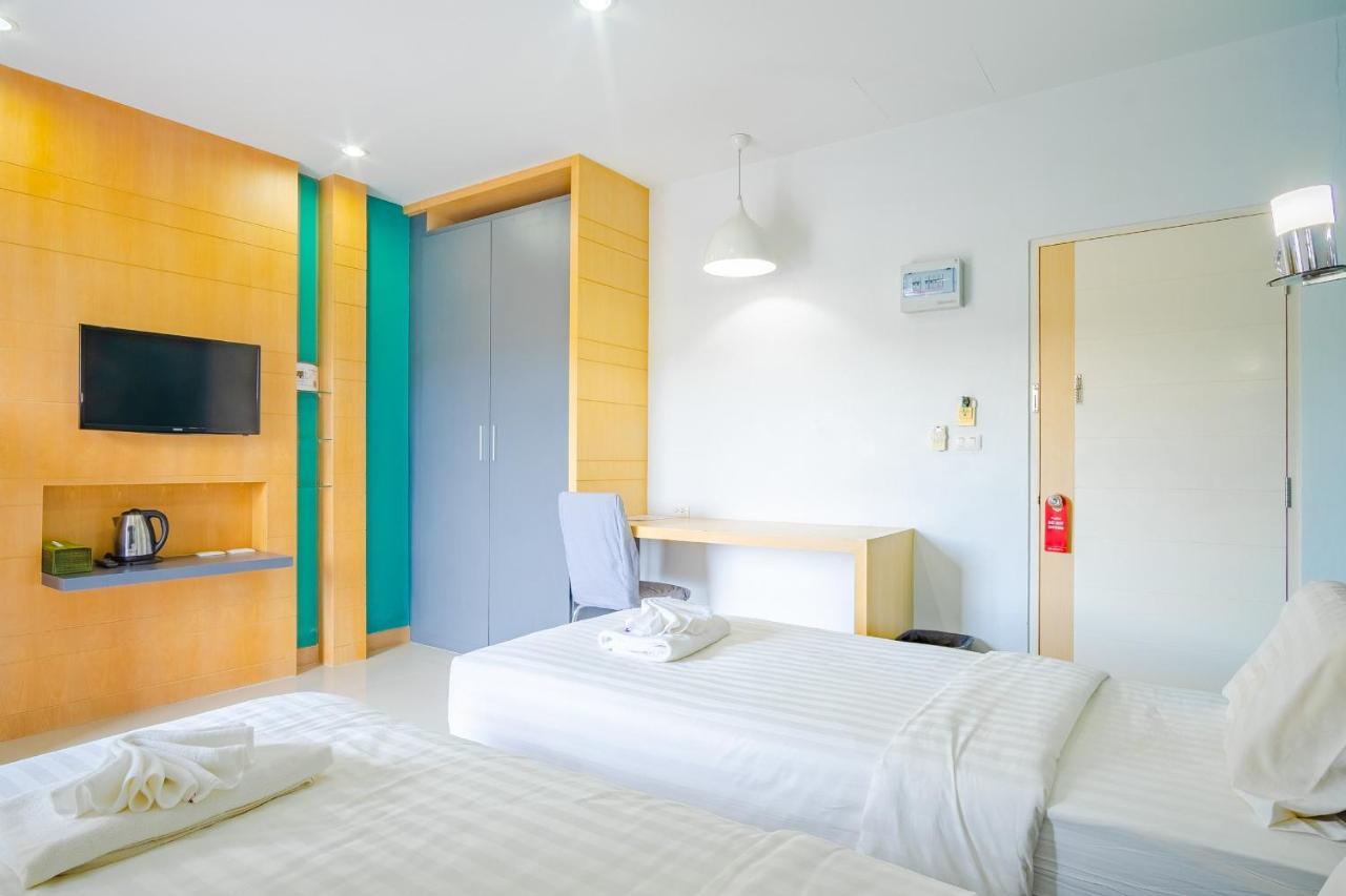 Appartamento Oyo 303 Phoomjai House Chalong Esterno foto