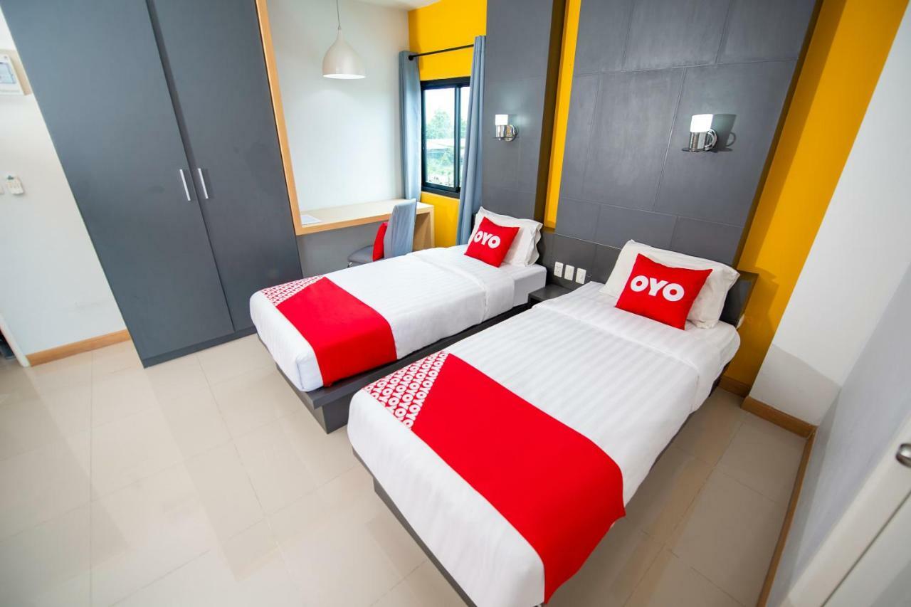 Appartamento Oyo 303 Phoomjai House Chalong Esterno foto