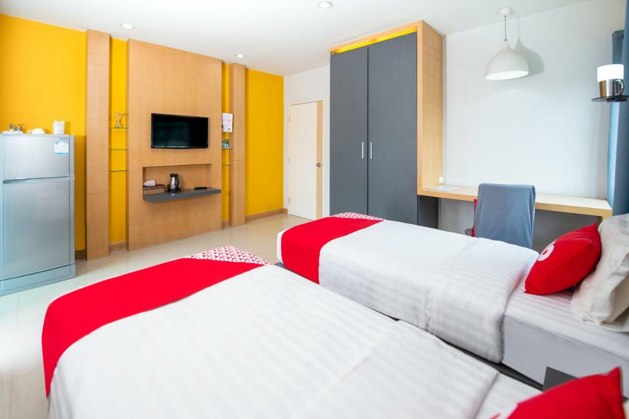 Appartamento Oyo 303 Phoomjai House Chalong Esterno foto