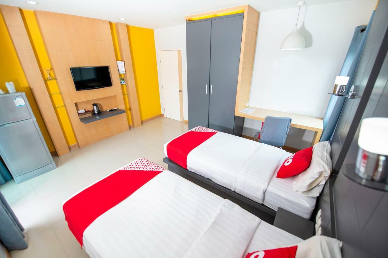 Appartamento Oyo 303 Phoomjai House Chalong Esterno foto